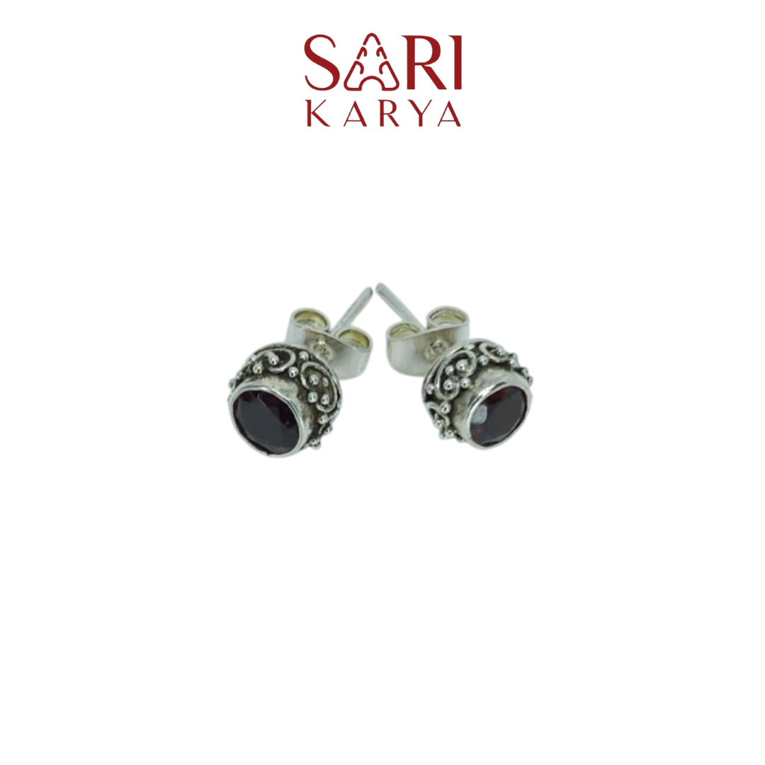 Classic Bali Garnet